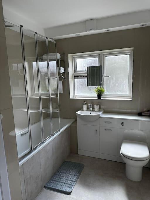 Oxfords 5 Star Lux 2 Bedroom Flat Near Jr 5 Pax, Permit Parking Esterno foto
